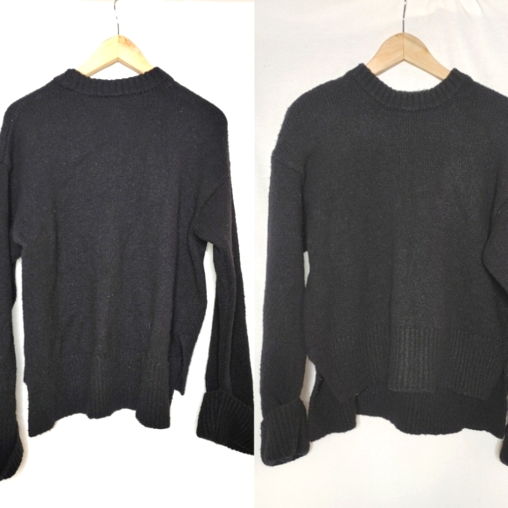 Frame Leon Sweater Long Sleeve Crew Neck Split Hem Exaggerated Cuff Black Wool S